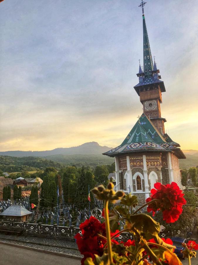 Casa Pop Hotel Săpînţa Bagian luar foto