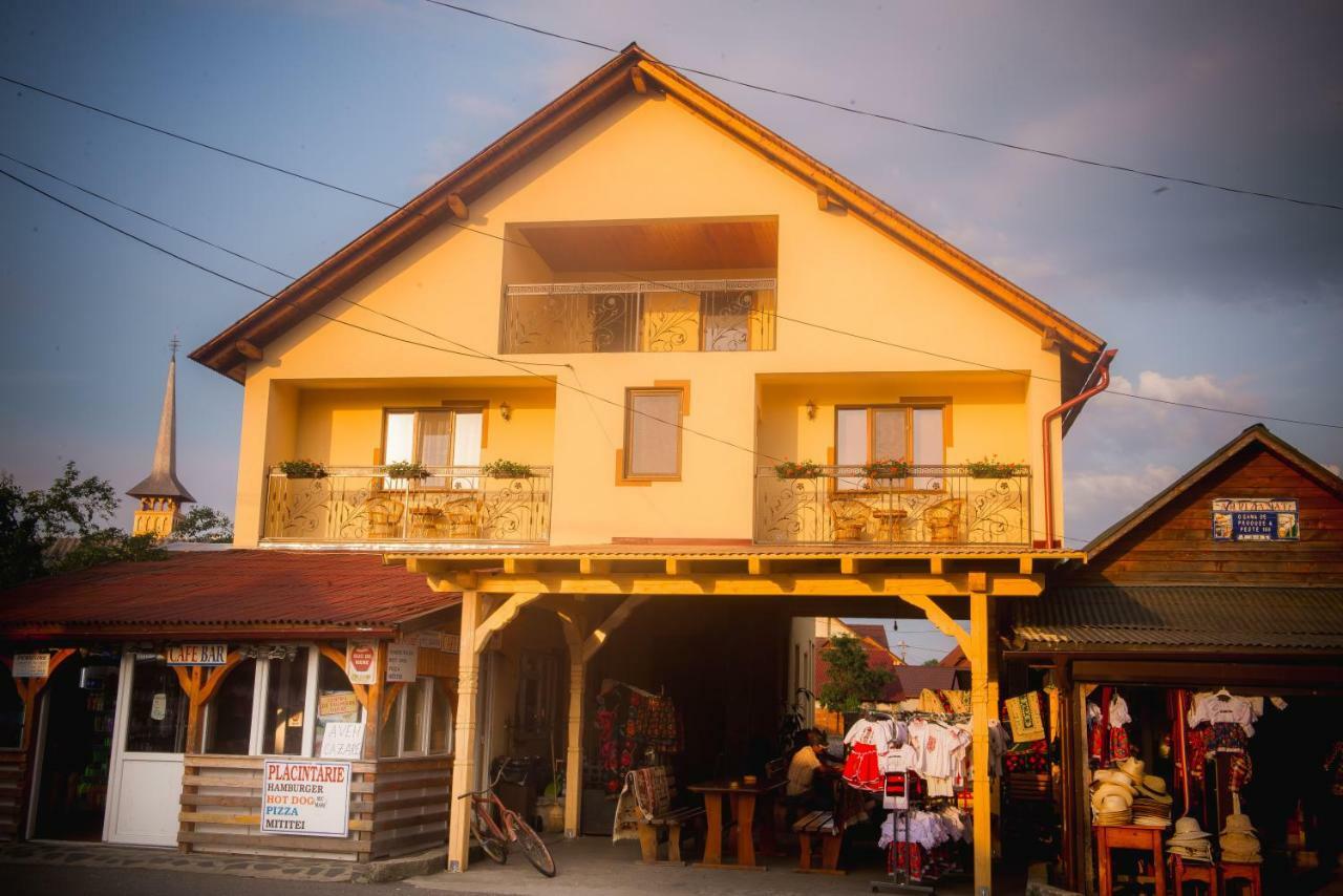 Casa Pop Hotel Săpînţa Bagian luar foto