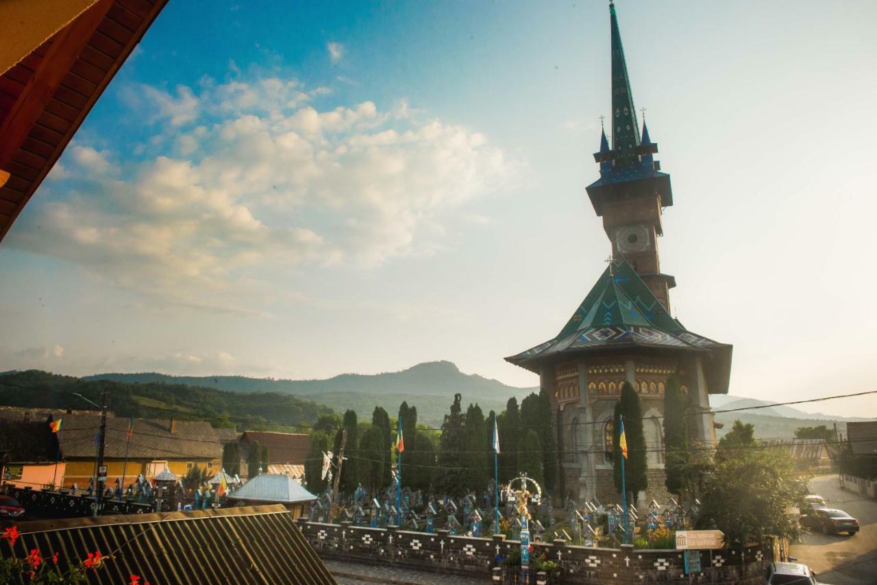 Casa Pop Hotel Săpînţa Bagian luar foto
