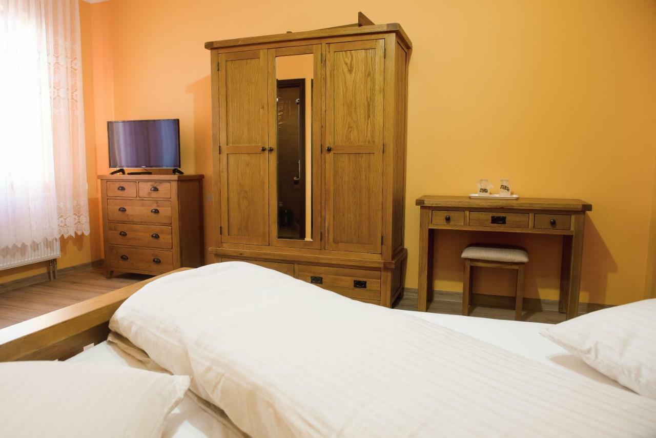 Casa Pop Hotel Săpînţa Bagian luar foto