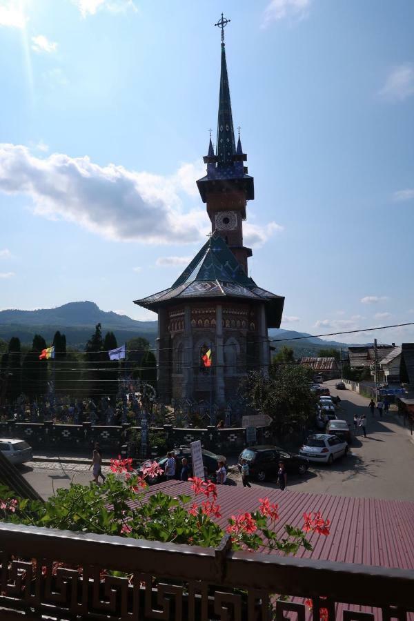 Casa Pop Hotel Săpînţa Bagian luar foto